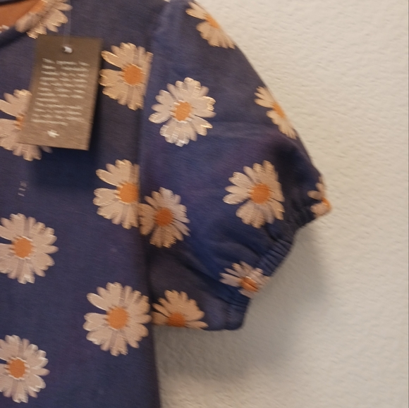 Daisy Suedette Dress Short Short Sleeve Relaxed Fit Dress Soft Sz Large 12 Girl - Picture 3 of 8